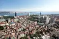 Complexe résidentiel Modern residence with a panoramic view of the city in the center of the business district of Sisli, Istanbul, Turkey