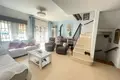 3 bedroom house 187 m² Dos Hermanas, Spain