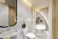 Villa mit 2 Schlafzimmern  Kerobokan Kelod, Indonesien