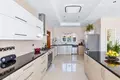 Mieszkanie 4 pokoi 555 m² Peyia, Cypr