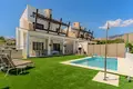 Haus 6 Schlafzimmer 310 m² Estepona, Spanien