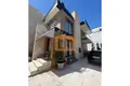Casa 3 habitaciones 110 m² en Golem, Albania