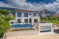 Casa 4 habitaciones 250 m² Tivat, Montenegro