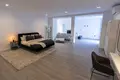Дом 10 спален 1 290 м² Сан-Педро-Алькантара, Испания