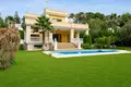 Haus 4 Schlafzimmer 470 m² Artola, Spanien