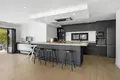 4 bedroom house 264 m² Dos Hermanas, Spain
