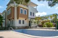 villa de 5 dormitorios 300 m² Incekum, Turquía