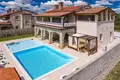 Villa de 4 dormitorios 170 m² Pola, Croacia