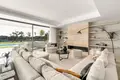 5-Schlafzimmer-Villa 630 m² Marbella, Spanien