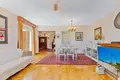 4 bedroom house 300 m² Dos Hermanas, Spain