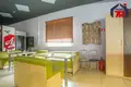 Tienda 344 m² en Maladetchna, Belarús