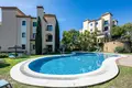 2 bedroom apartment 187 m² Benahavis, Spain