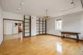 Mieszkanie 2 pokoi 97 m² Warszawa, Polska