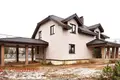 Cottage 200 m² Kalodziscanski sielski Saviet, Belarus