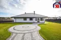 Cottage 212 m² Papiarnianski sielski Saviet, Belarus