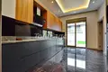 6 bedroom villa 600 m² Konyaalti, Turkey