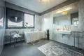 Квартира 3 комнаты 168 м² Лодзь, Польша