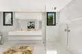 villa de 5 dormitorios 731 m² Marbella, Španjolska