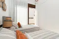 Bungalow z 2 sypialniami 63 m² Torrevieja, Hiszpania