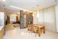 Casa 6 habitaciones 239 m² Zdanovicki sielski Saviet, Belarús