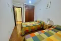 Mieszkanie 3 pokoi 90 m² Torrevieja, Hiszpania