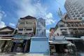 Haus 5 zimmer 90 m² in Sangkat Phsar Daeum Thkov, Kambodscha