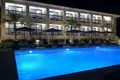 Hotel 700 m² en Kalyves Polygyrou, Grecia