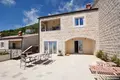 3-Schlafzimmer-Villa 150 m² Budva, Montenegro
