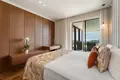 Mieszkanie 3 pokoi 208 m² Marbella, Hiszpania