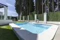 5 bedroom house 286 m² Dos Hermanas, Spain