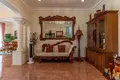 villa de 5 dormitorios 277 m² Sangkat Khmuonh, Camboya