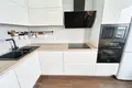 2 room apartment 64 m² Kopishche, Belarus