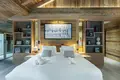Chalet 6 bedrooms  in Les Allues, France
