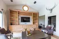 5 bedroom villa 320 m² in France, France