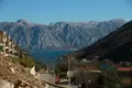 Atterrir  Morinj, Monténégro