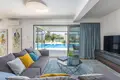 villa de 5 dormitorios 447 m² Umag, Croacia