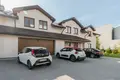 Haus 5 zimmer 468 m² Warschau, Polen
