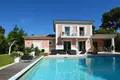 6-Schlafzimmer-Villa 260 m² in Frankreich, Frankreich