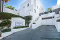 Mieszkanie 2 pokoi 115 m² San Pedro Alcantara, Hiszpania