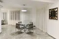 Mieszkanie 5 pokojów 350 m² Agios Tychonas, Cypr