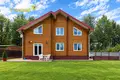 Casa de campo 181 m² Kalodziscanski sielski Saviet, Belarús
