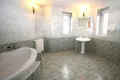 House 11 rooms 409 m² Warsaw, Poland