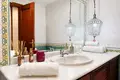 2 bedroom apartment 102 m² Mijas, Spain