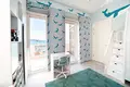 4 bedroom apartment 189 m² Radovici, Montenegro