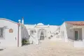 4-Schlafzimmer-Villa 200 m² Ostuni, Italien