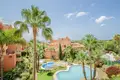 2 bedroom apartment 95 m² Marbella, Spain