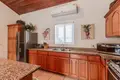 2 bedroom condo 127 m² West End, Honduras