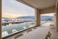Квартира 3 комнаты 231 м² Тиват, Черногория