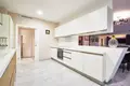 5-Schlafzimmer-Villa 485 m² Neo Chorio, Zypern