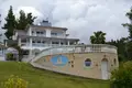 5 bedroom villa 1 000 m² Nea Skioni, Greece